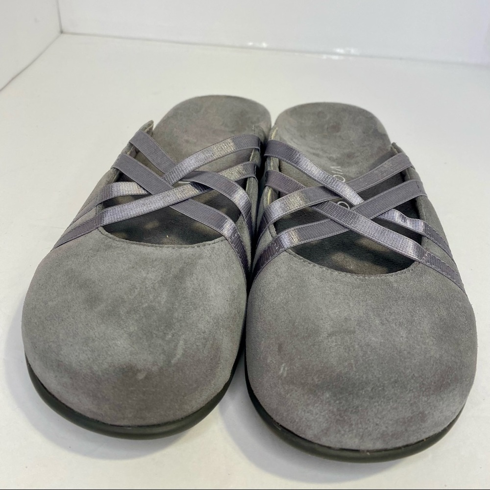 Vionic Rest Claire - Women's Casual Slip-on size 8
